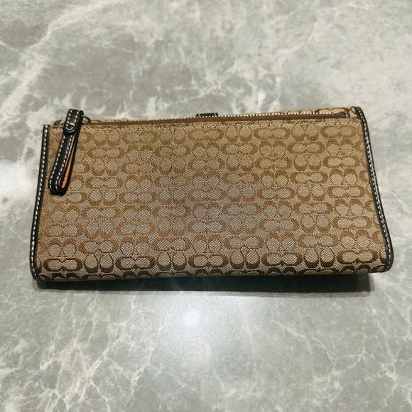 Coach Monogram Trifold Brown Leather Signature Trifold Buckle Wallet Card/ID - Picture 2 of 5